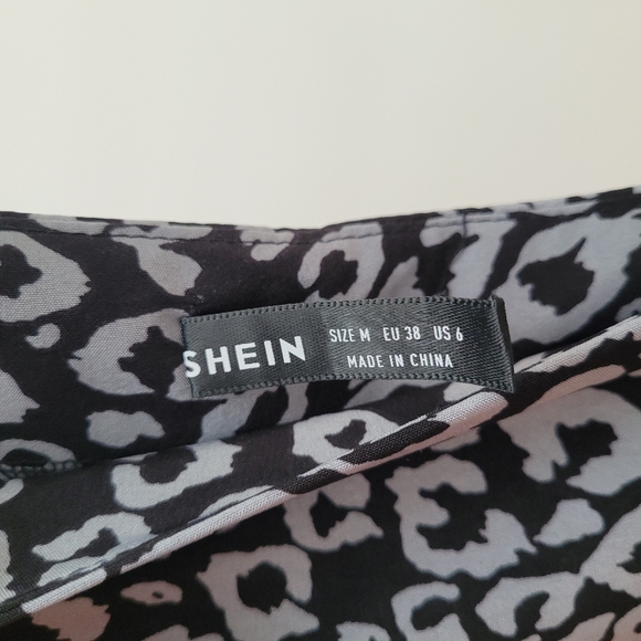 Leopard Print Midi Skirt - Size Medium - Picture 5 of 8